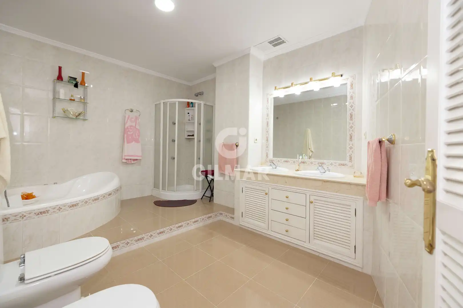 Baño de Casa adosada en venta en Marbella