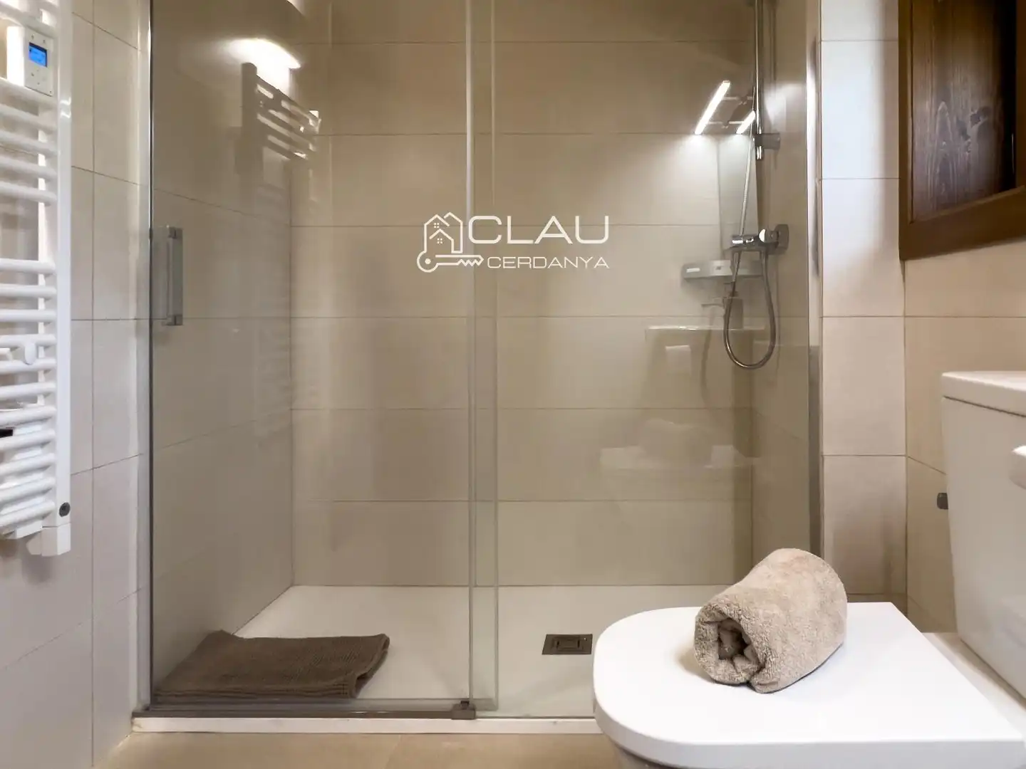 Baño de Casa adosada de alquiler en Angoustrine  -  Villeneuve - des - Escaldes con Calefacción, Jardín privado y Parquet