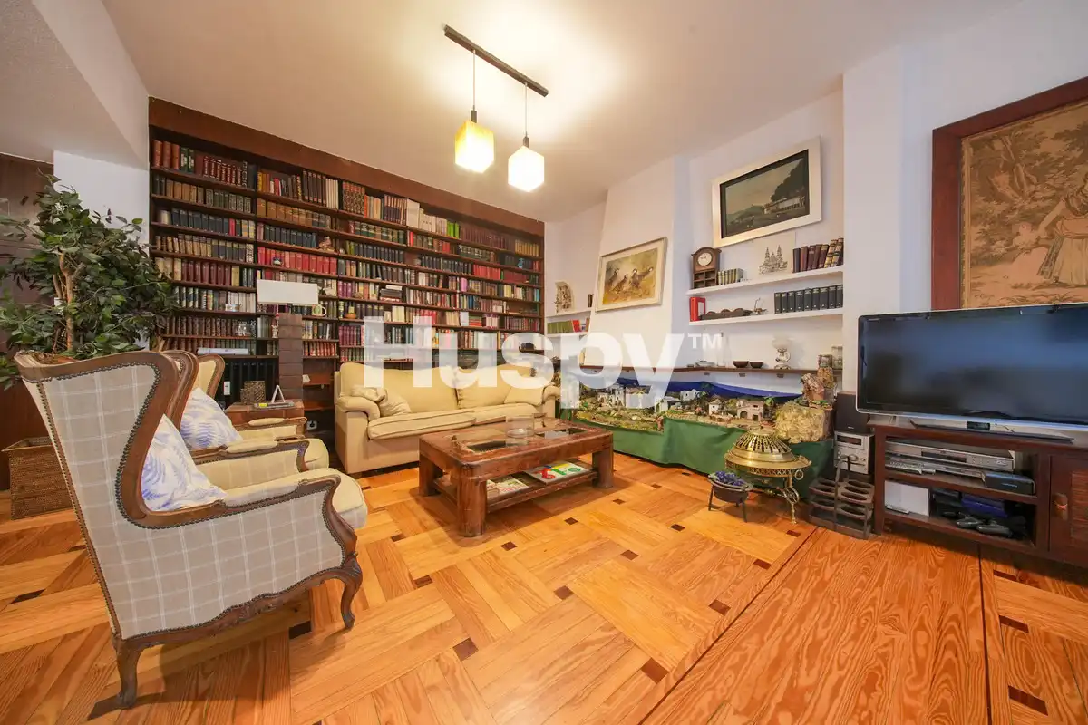 Piso con ascensor en venta en Plaza de San Juan de la Cruz, imagen 4