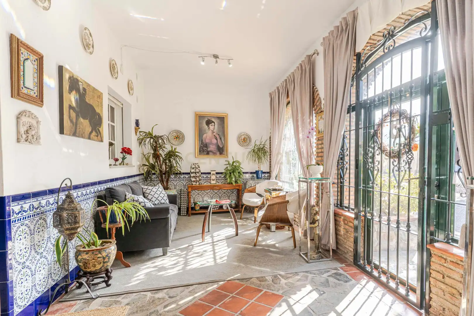 Sala de estar de Casa o chalet en venta en Motril con Aire acondicionado, Jardín privado y Trastero