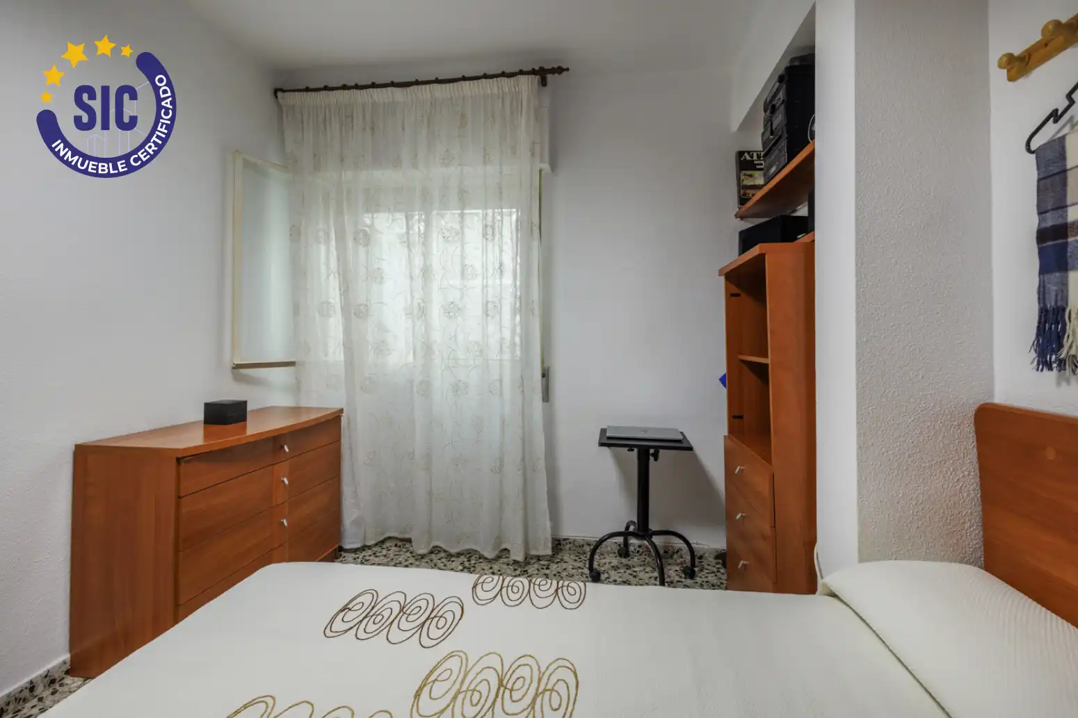 Habitación de Casa adosada en venta en Carlet con Terraza y Balcón