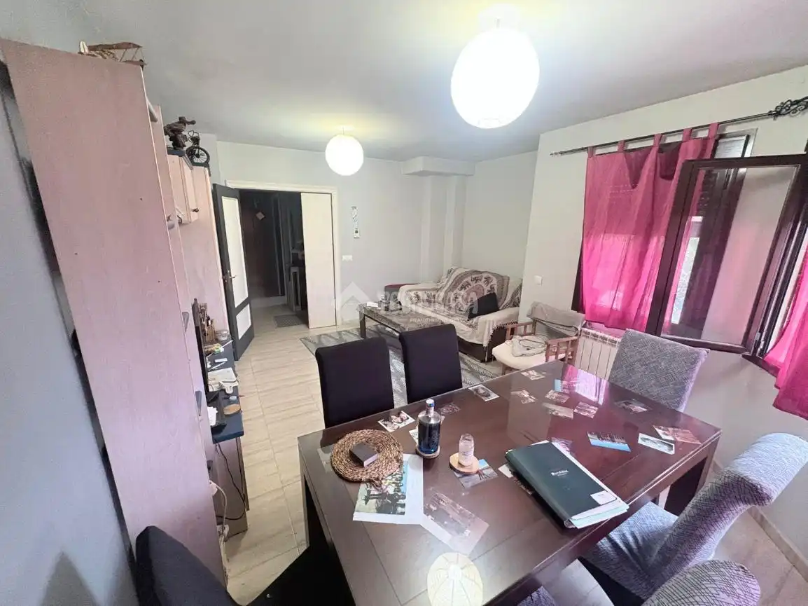 Sala de estar de Casa adosada en venta en Velada con Aire acondicionado, Calefacción y Jardín privado