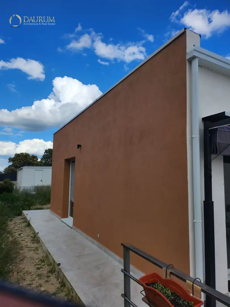 Vista exterior de Casa o xalet en venda en Valdemorillo amb Aire condicionat, Calefacció i Terrassa