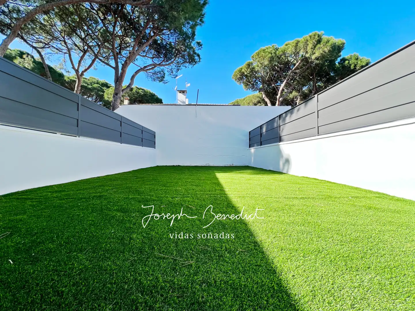 Jardí de Casa o xalet en venda en Castelldefels amb Aire condicionat, Calefacció i Jardí privat