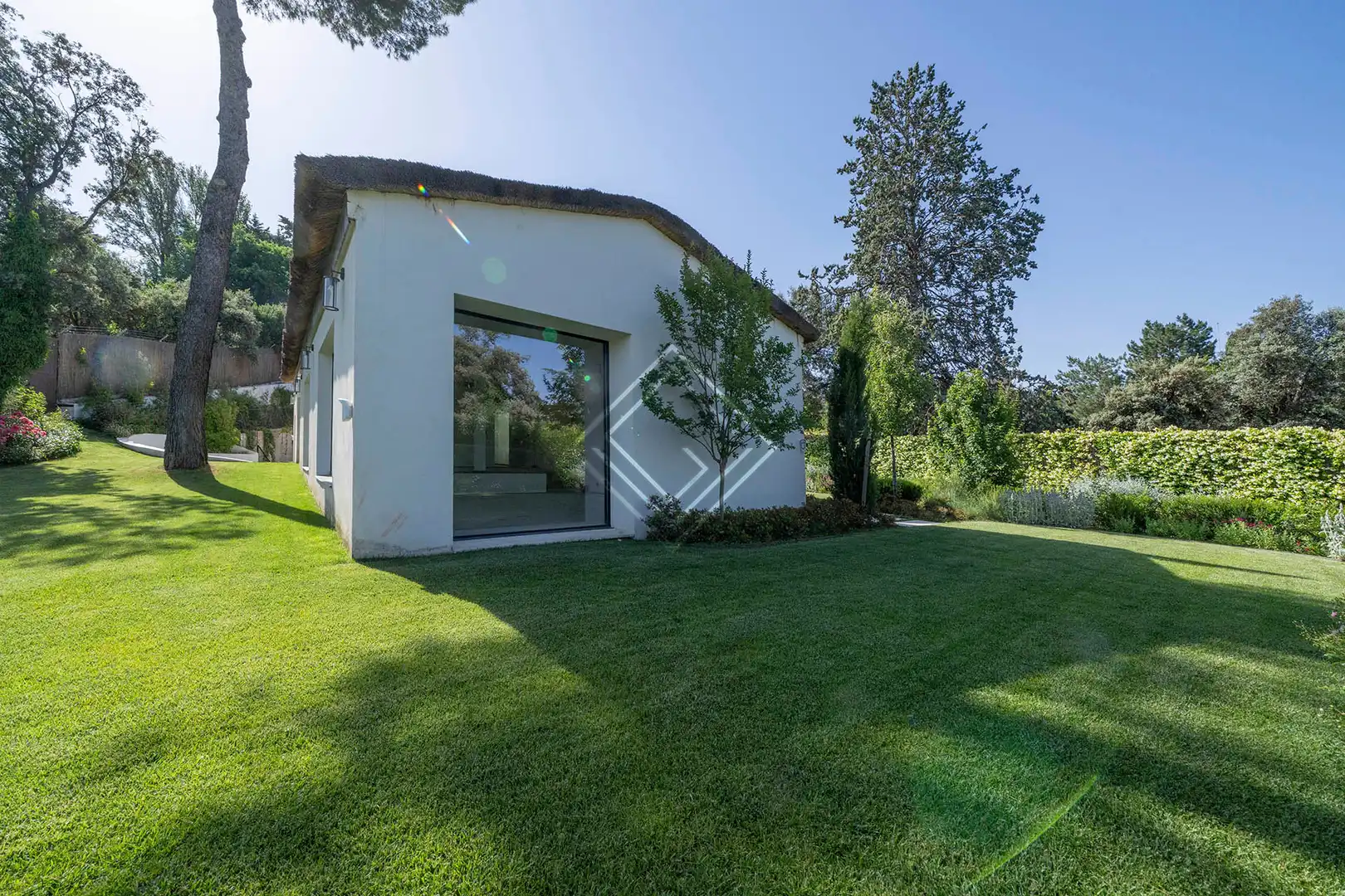 Vista exterior de Casa o xalet de lloguer en Madrid amb Aire condicionat, Jardí privat i Terrassa
