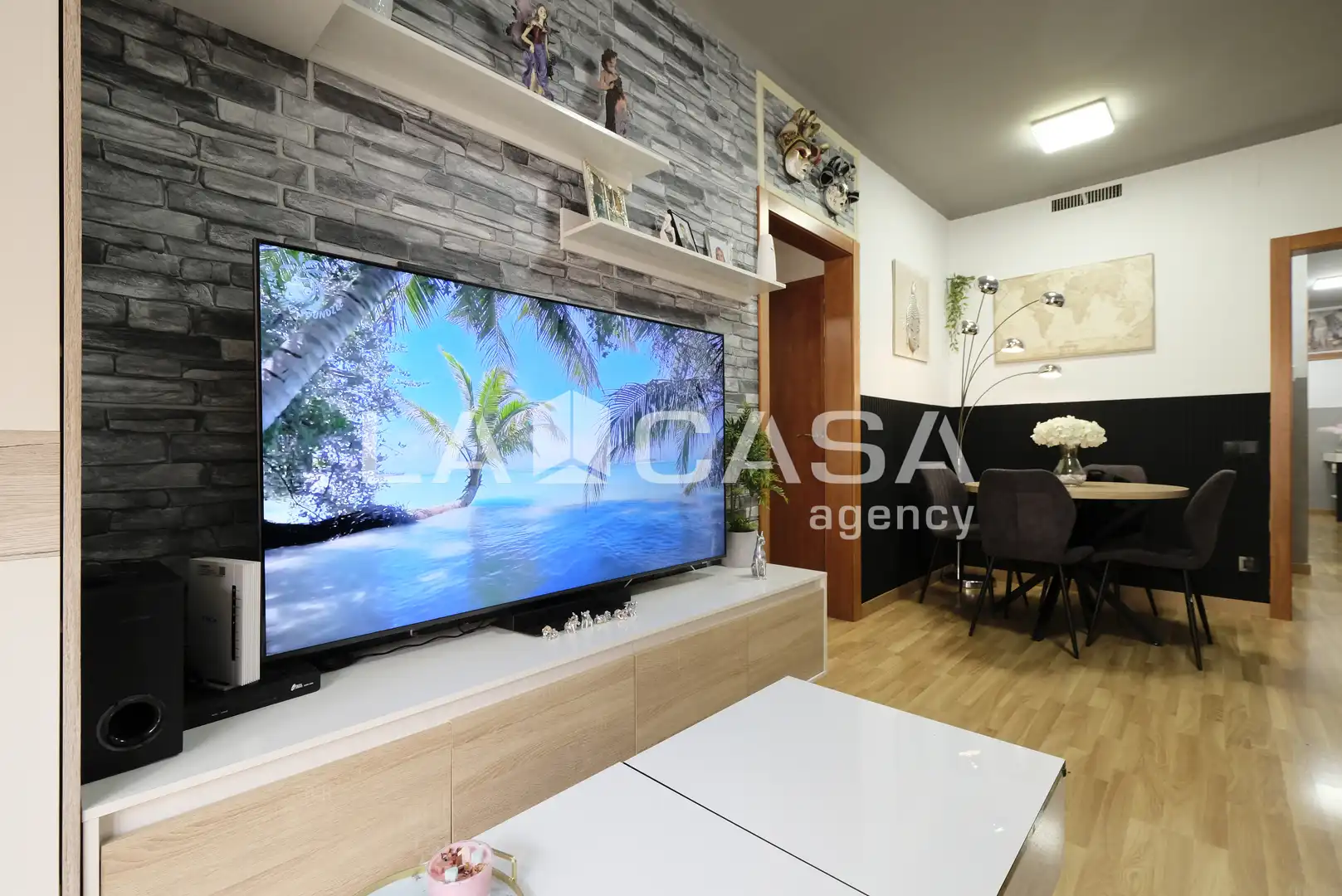 Wohnzimmer von Wohnung zum Verkauf in Barcelona mit Balkon