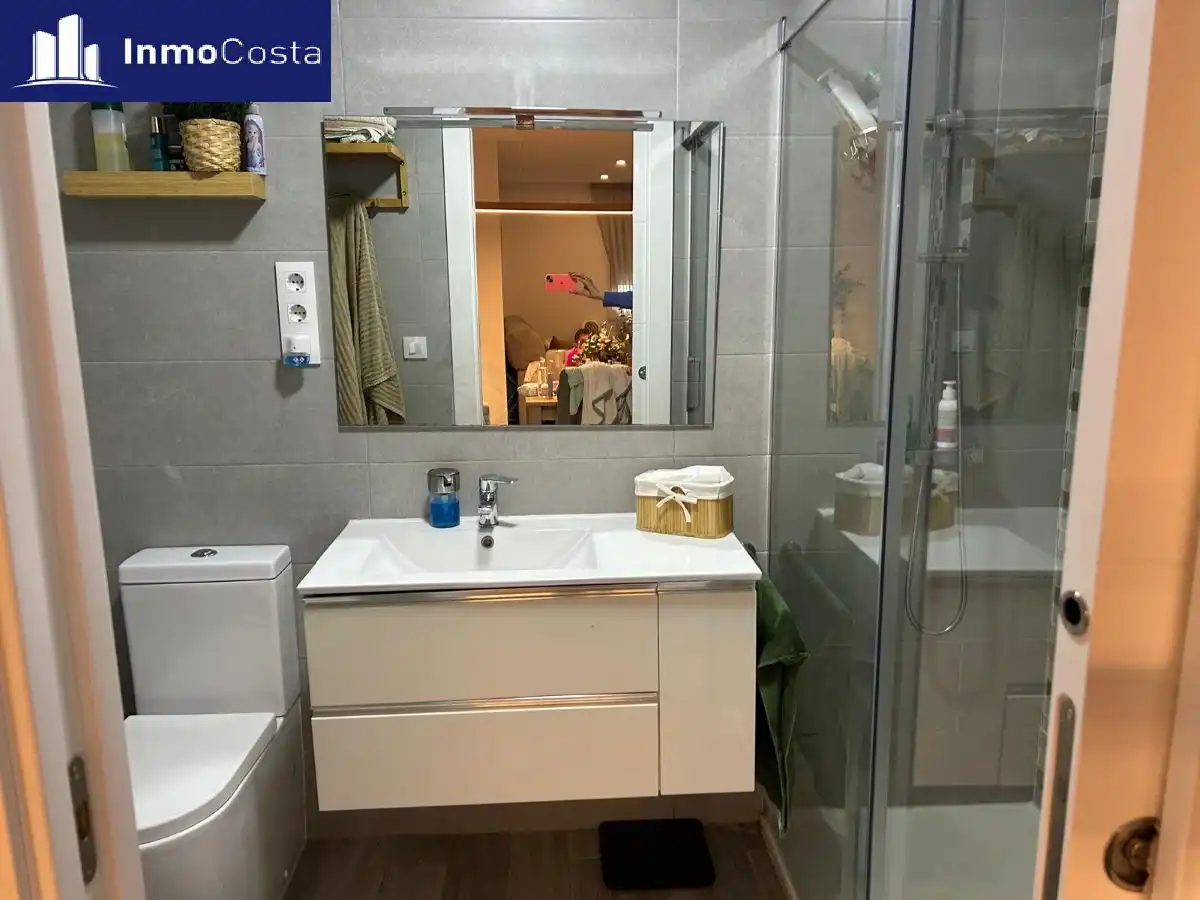Baño de Piso en venta en La Línea de la Concepción