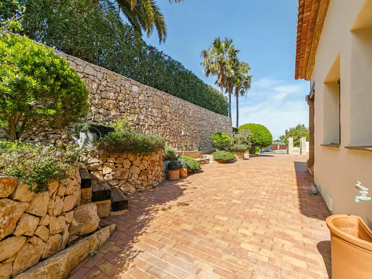 Garden of Houses for sale in Dénia  with Air Conditioner, Heating and Private garden