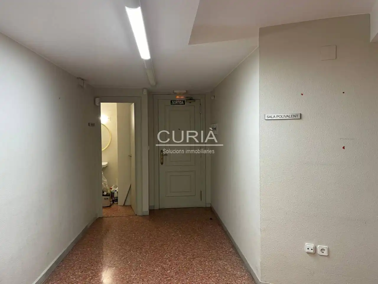 Business premises for sale in Rambla Ferran, imagen 10