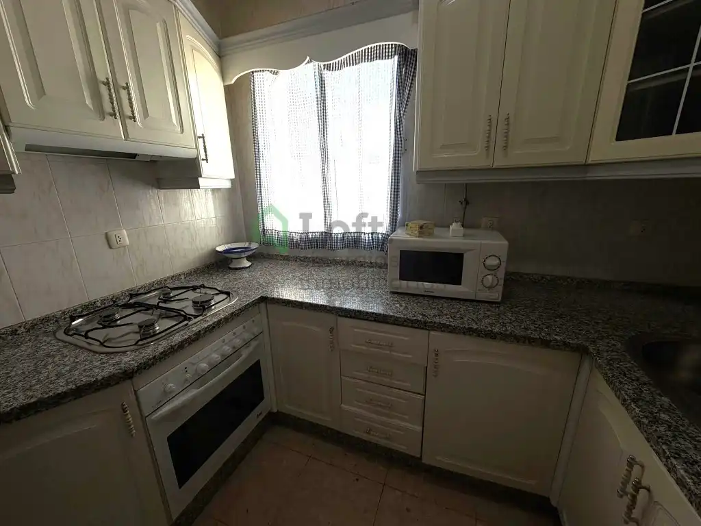 Wohnung zur Miete in Calle Cordero El, Pardaleras