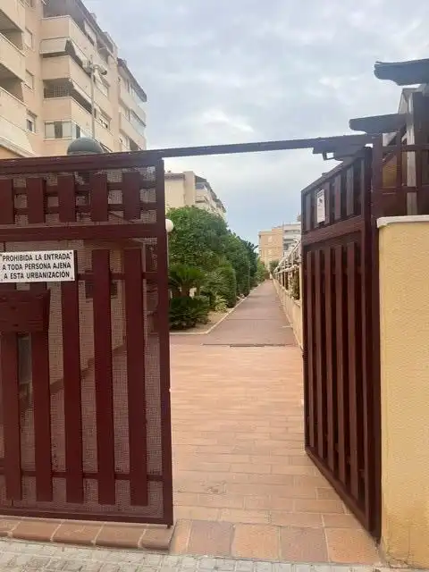 Reihenhaus mit Pool zum Verkauf in Calle de Josefina Manresa, imagen 25