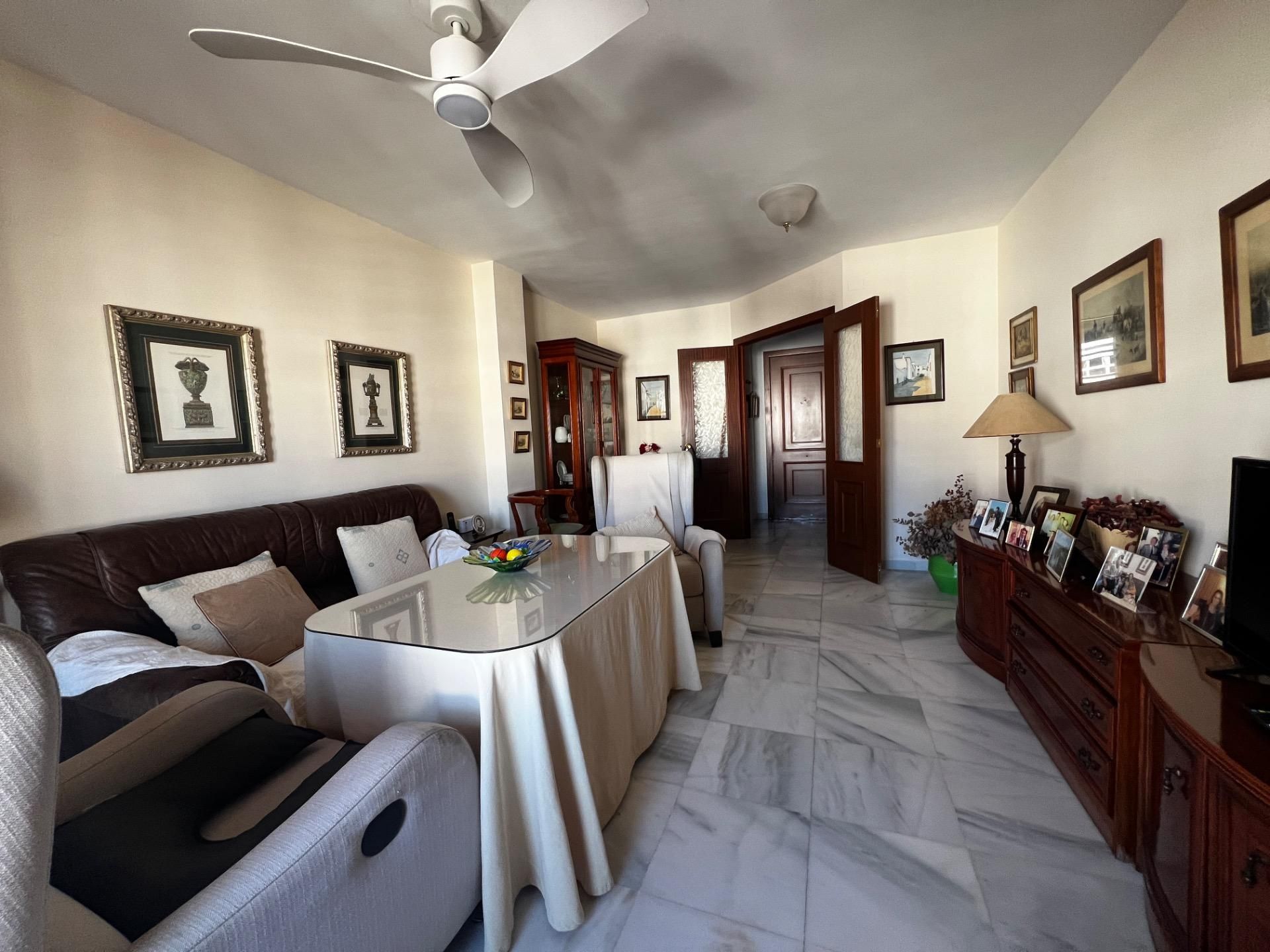 Living room of Apartment for sale in Algeciras  with Terrace and Balcony