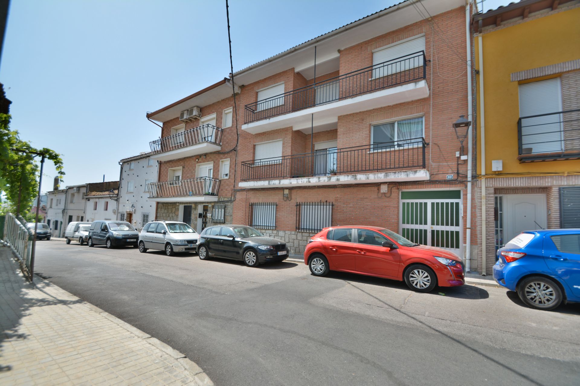 Exterior view of Flat for sale in San Martín de Valdeiglesias  with Private garden, Terrace and Balcony