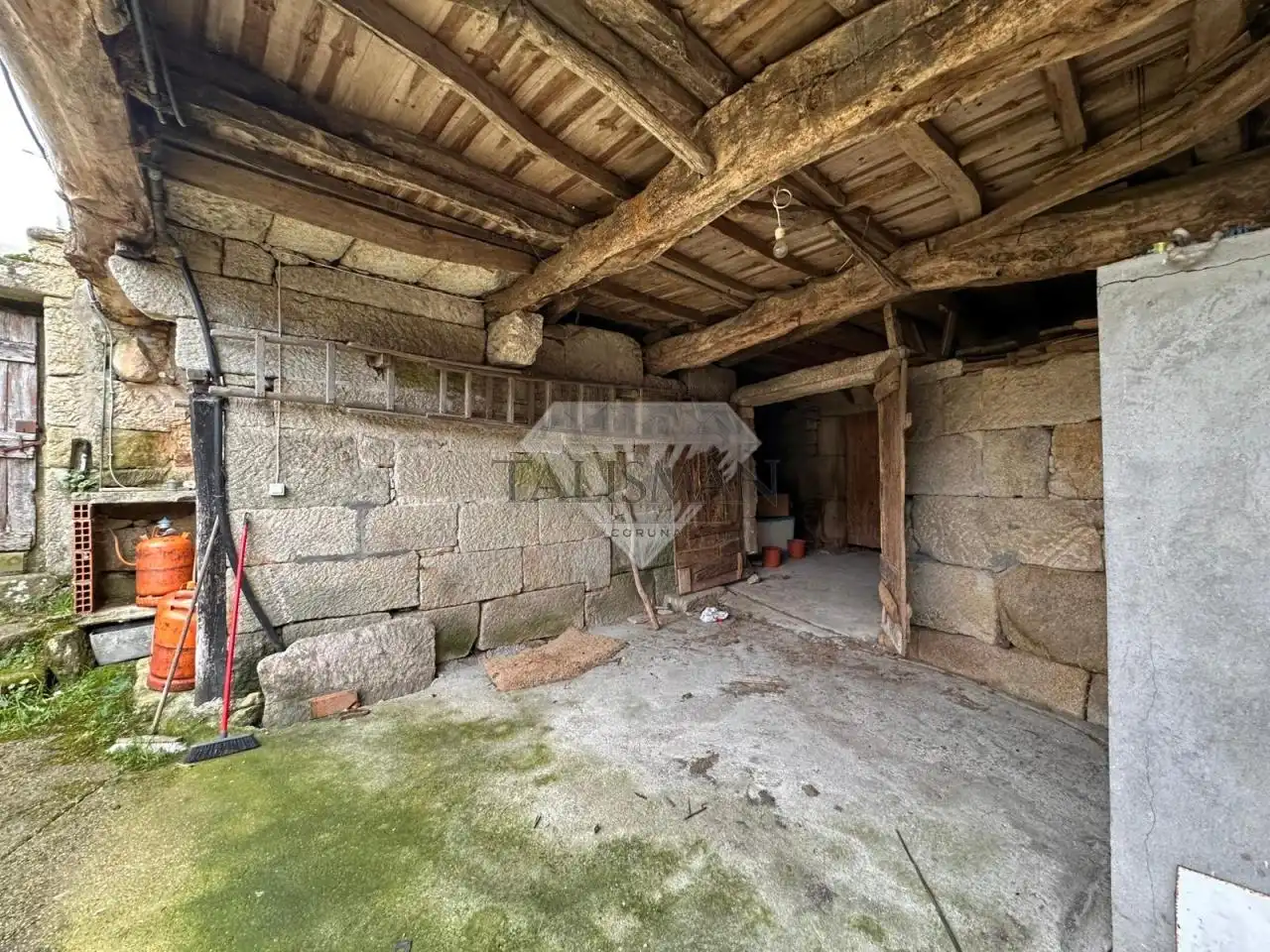 Casa o chalet en venta en A Lama   con Jardín privado, Trastero y Amueblado