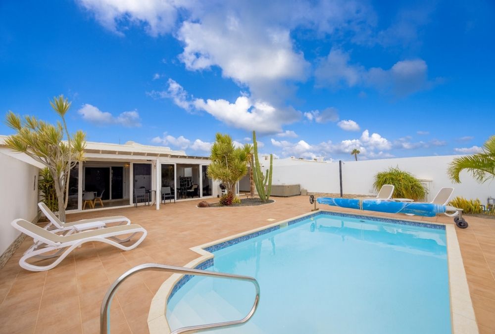 Vista exterior de Casa o chalet en venta en Yaiza con Terraza