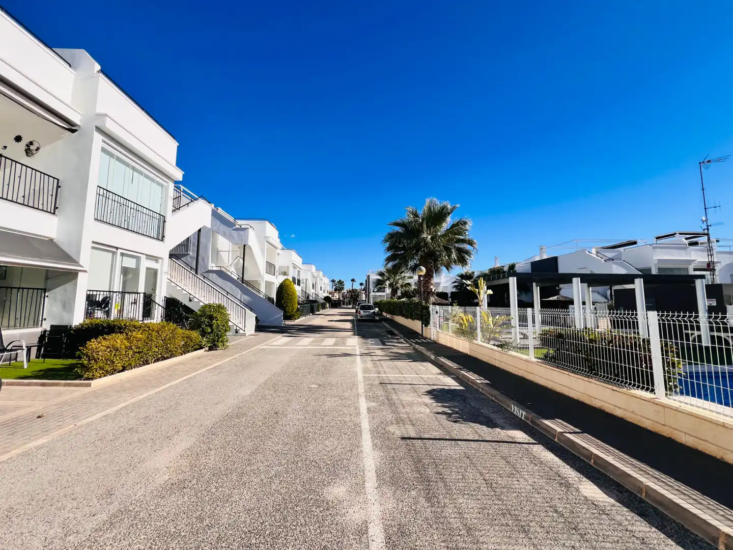 Vista exterior de Casa o chalet en venta en Torrevieja con Jardín privado, Terraza y Amueblado
