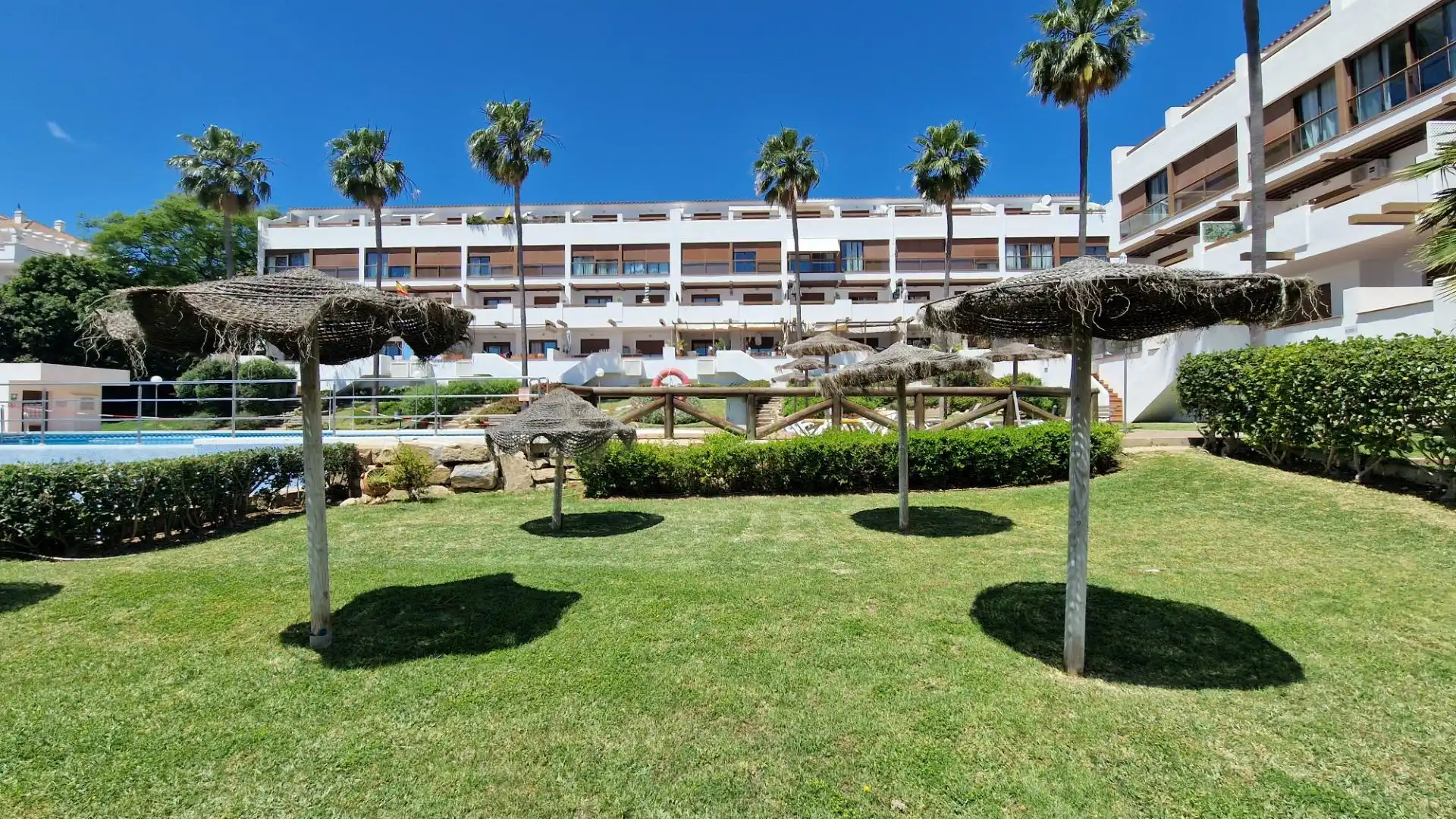 Duplexes for sale in Calle EDIMBURGO DE MIJAS GOLF, Mijas Golf