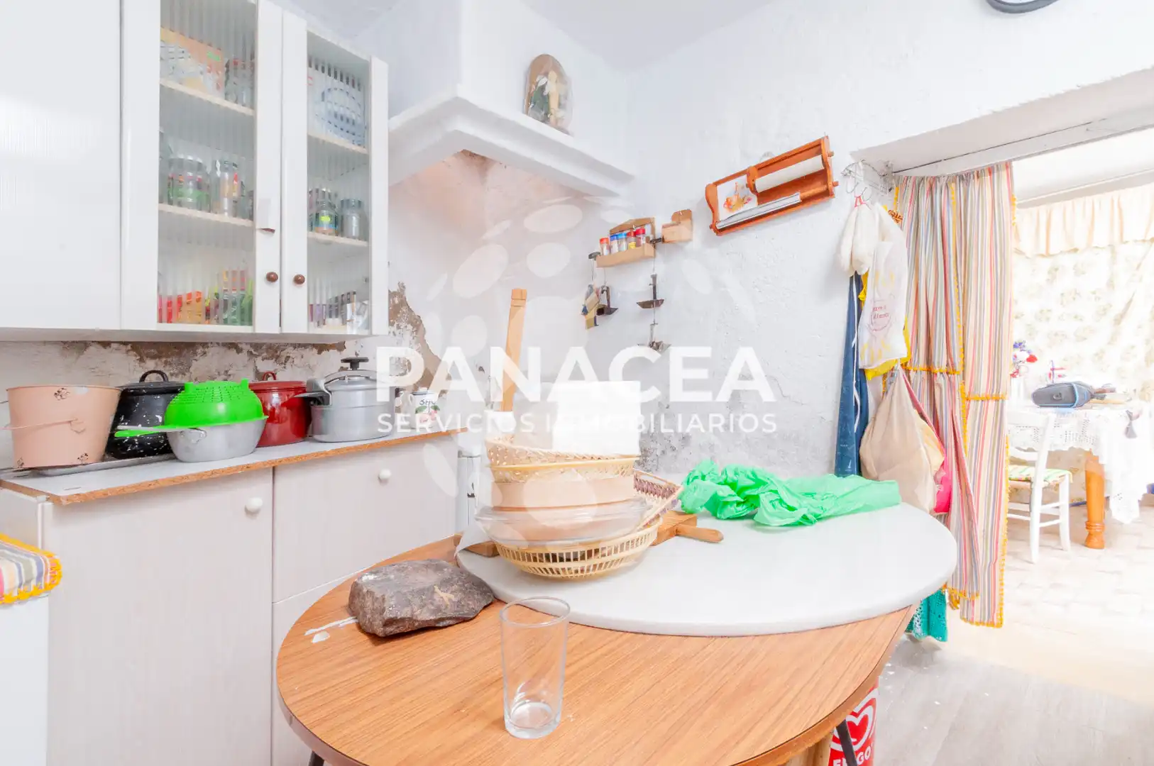 Cuina de Casa o xalet en venda en Tahal amb Terrassa, Moblat i Microones
