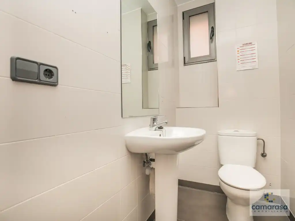 Badezimmer von Geschaftsraum zum Verkauf in Ávila