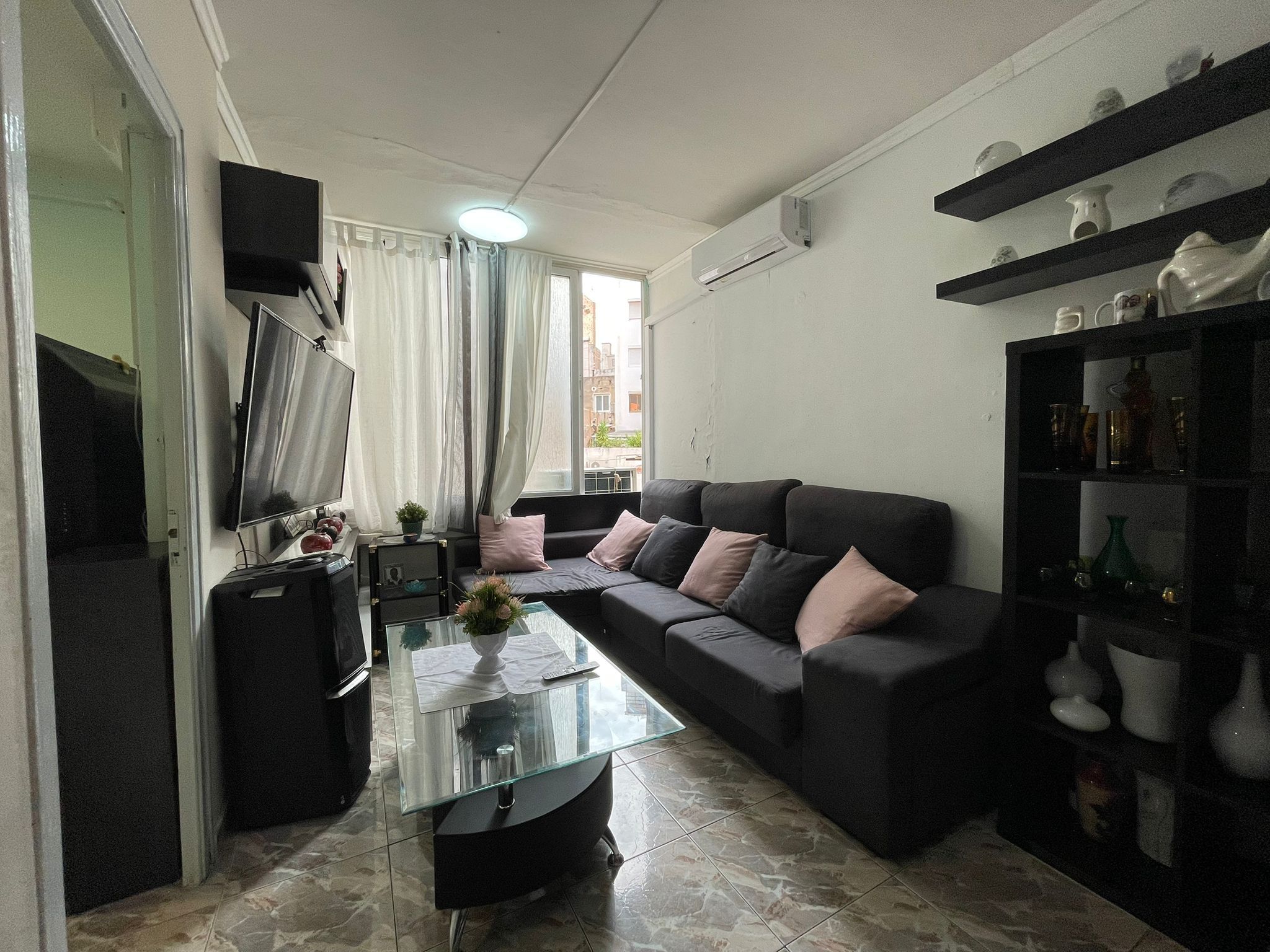 Sala d'estar de Pis en venda en L'Hospitalet de Llobregat