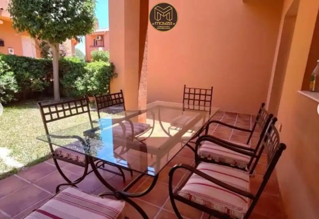 Terrassa de Casa adosada de lloguer en Manilva amb Aire condicionat