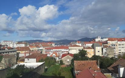 Vista exterior de Pis en venda en Vigo 