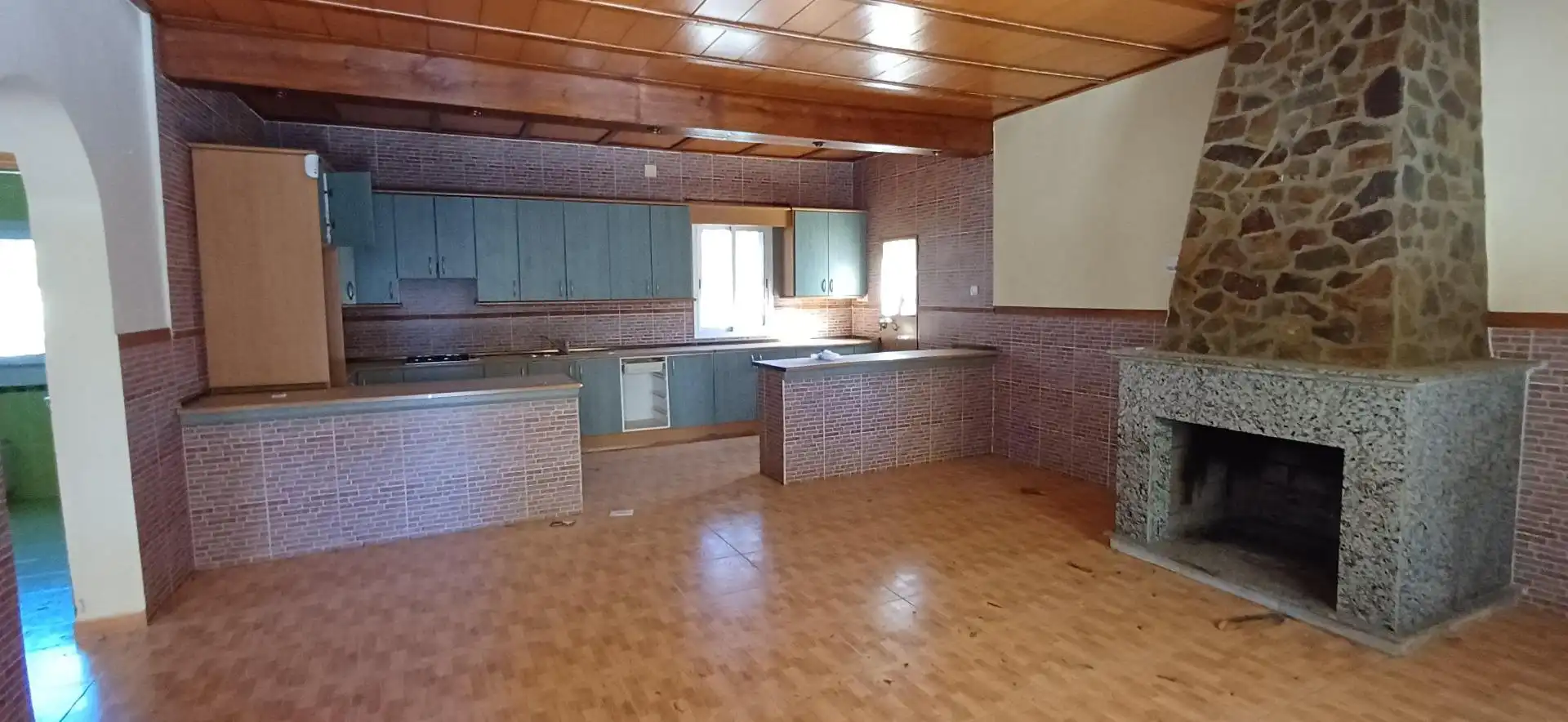 Kitchen of Houses for sale in Badajoz  with Community pool