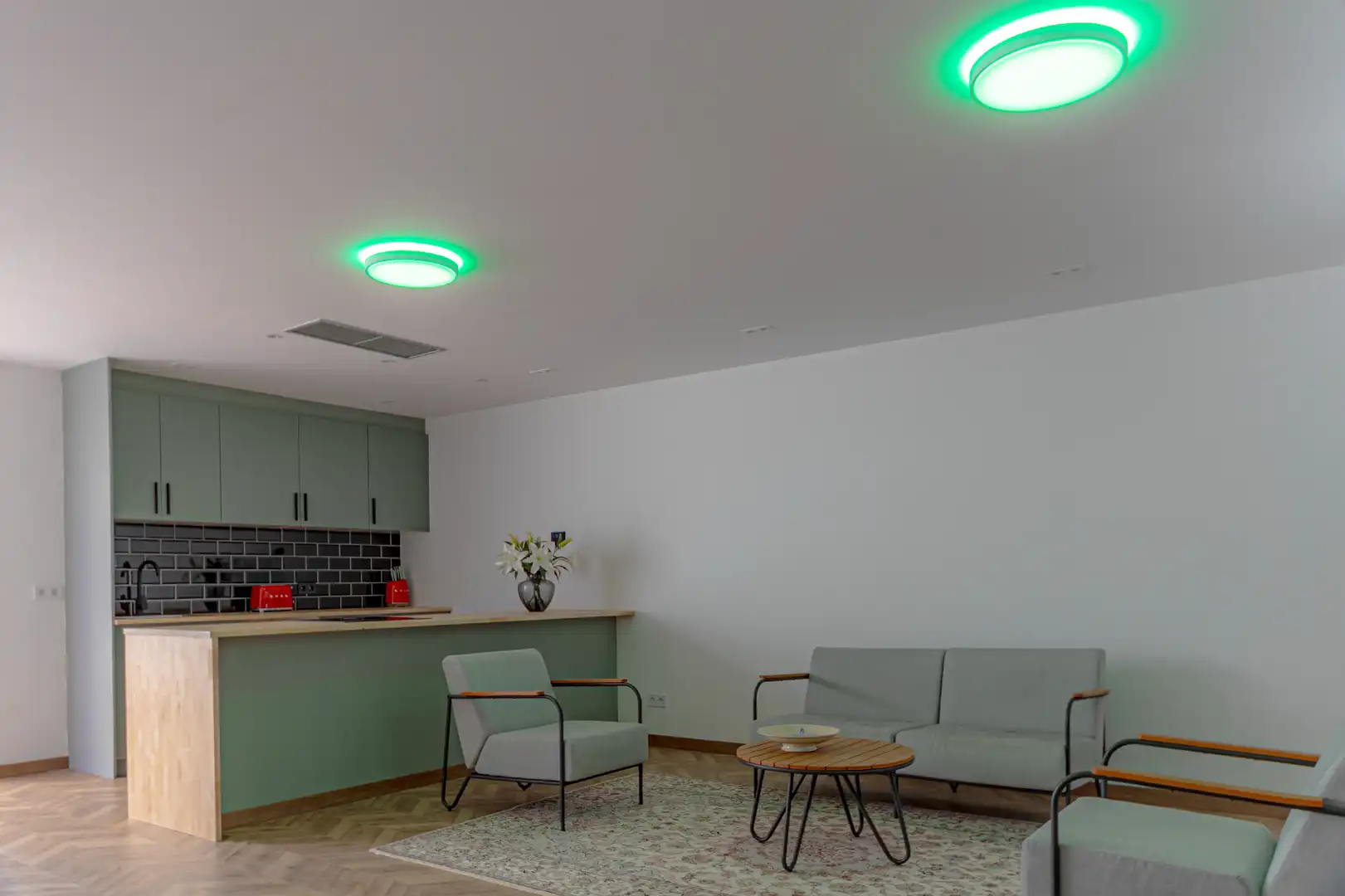 Sala d'estar de Casa adosada en venda en Pineda de Mar amb Aire condicionat, Calefacció i Parquet