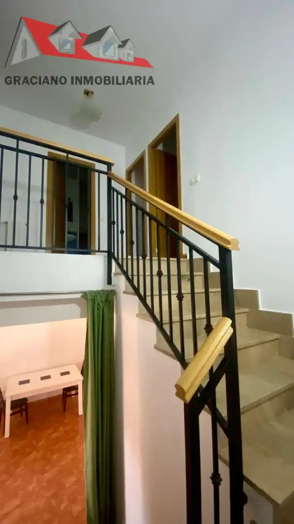 Casa adosada en venda en Albacete amb Calefacció, Jardí privat i Terrassa