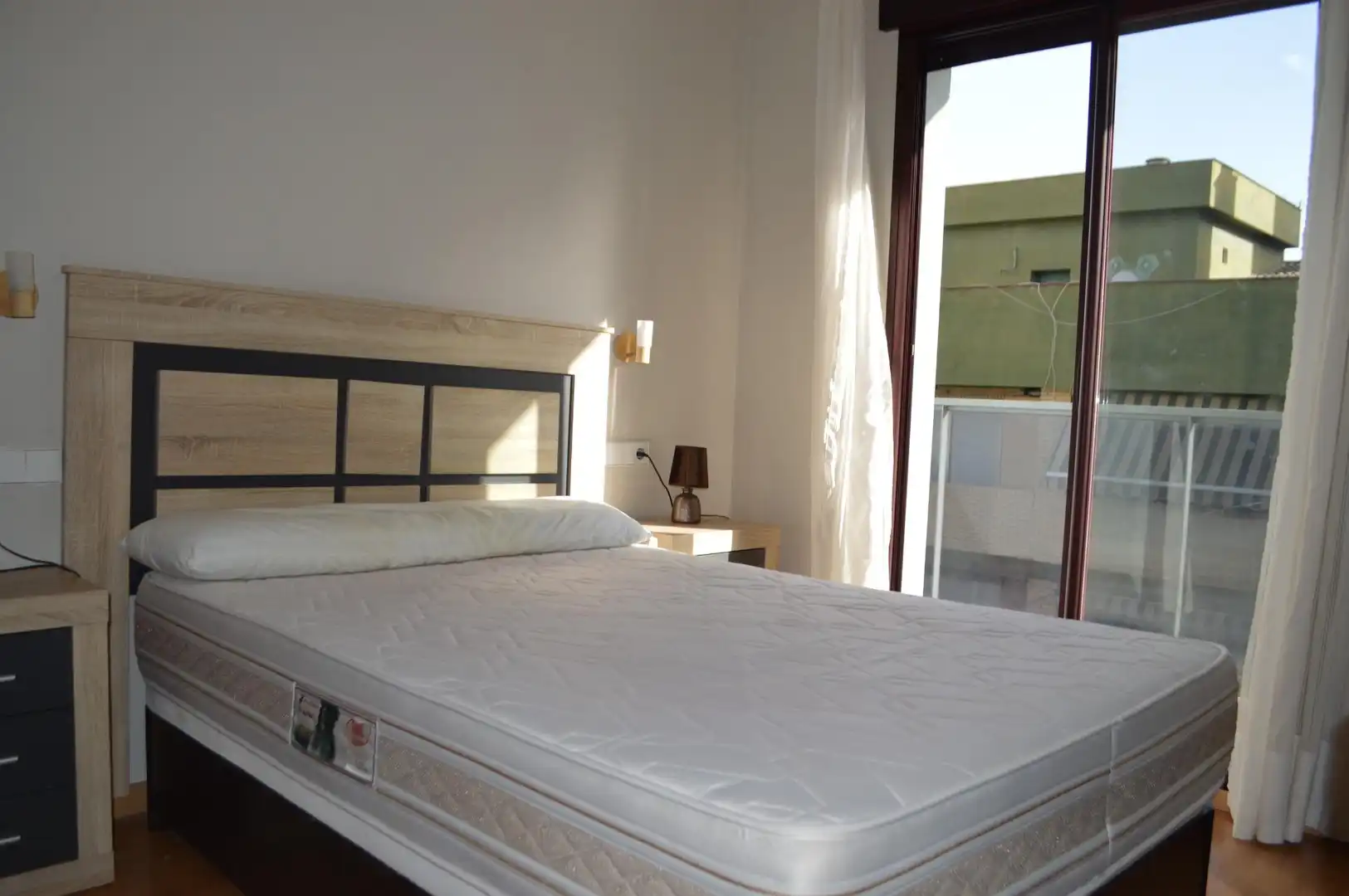 Apartament de lloguer a Calle SAGRADA FAMILIA, Angustias - Chana - Encina