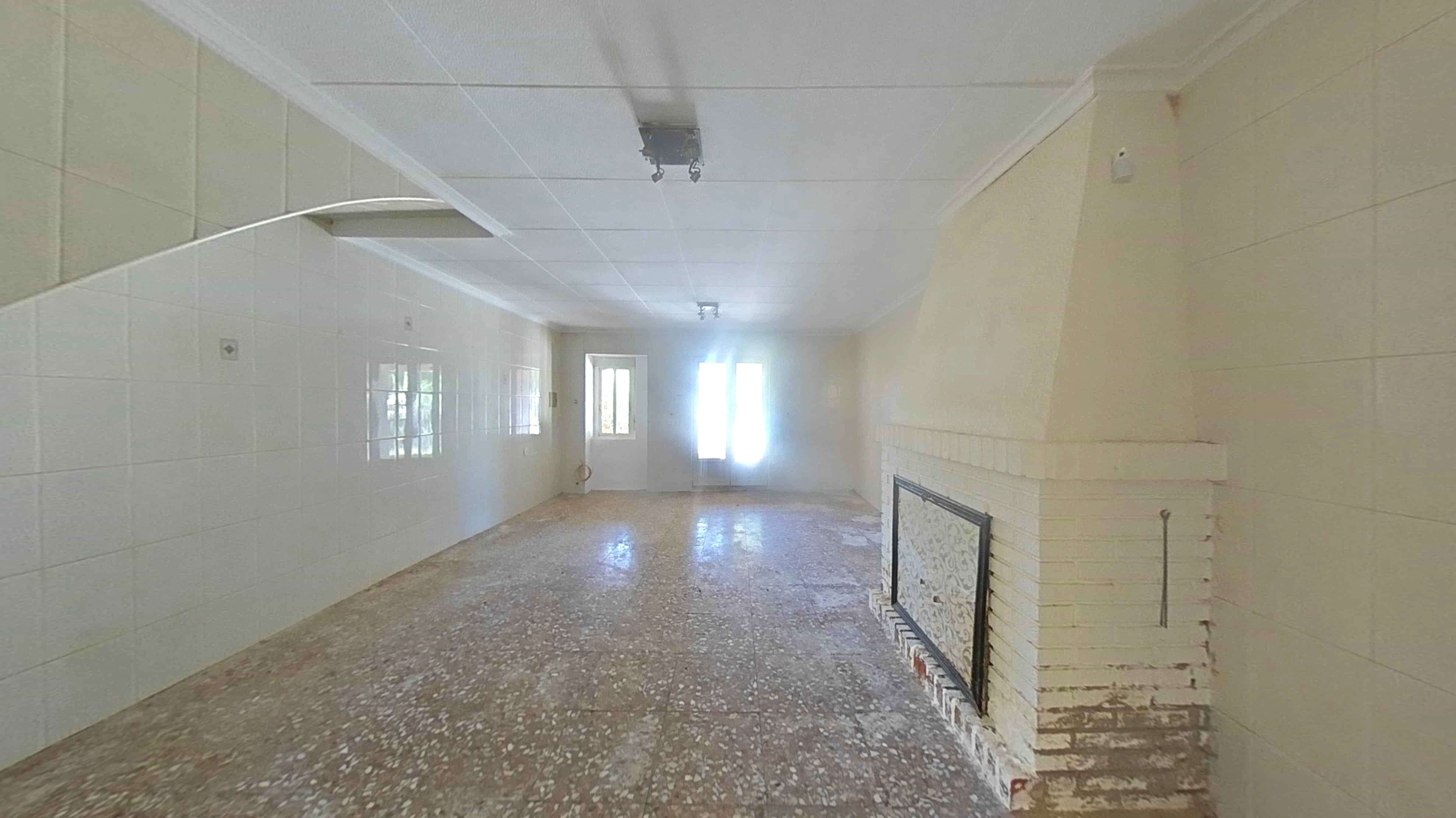 Casa adosada en venda a Monóvar  / Monòver