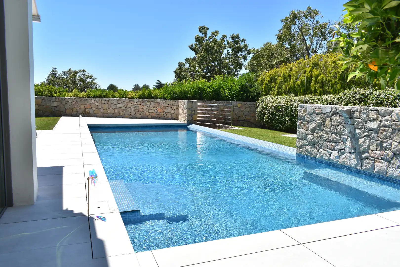 Piscina de Casa o chalet en venta en Mont-roig del Camp con Aire acondicionado, Calefacción y Jardín privado
