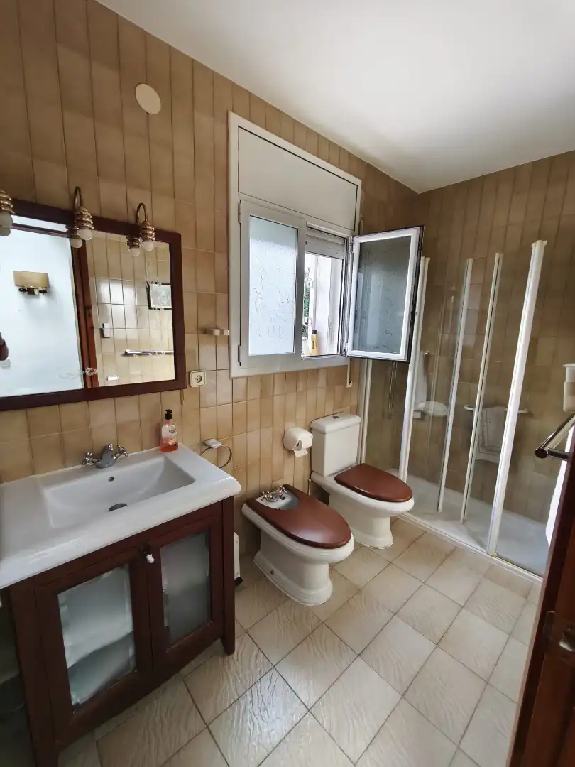 Baño de Casa o chalet en venta en Mont-roig del Camp con Aire acondicionado, Calefacción y Jardín privado