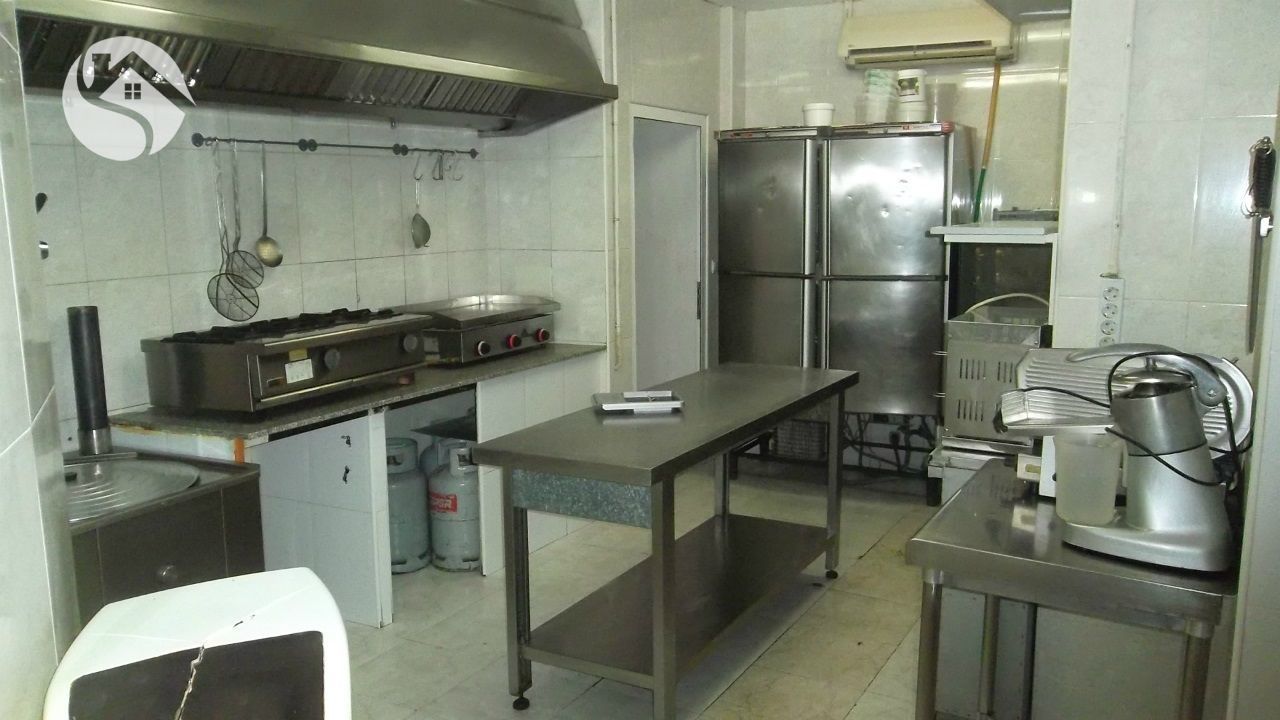 Kitchen of Premises for sale in El Provencio    with Air Conditioner and Heating