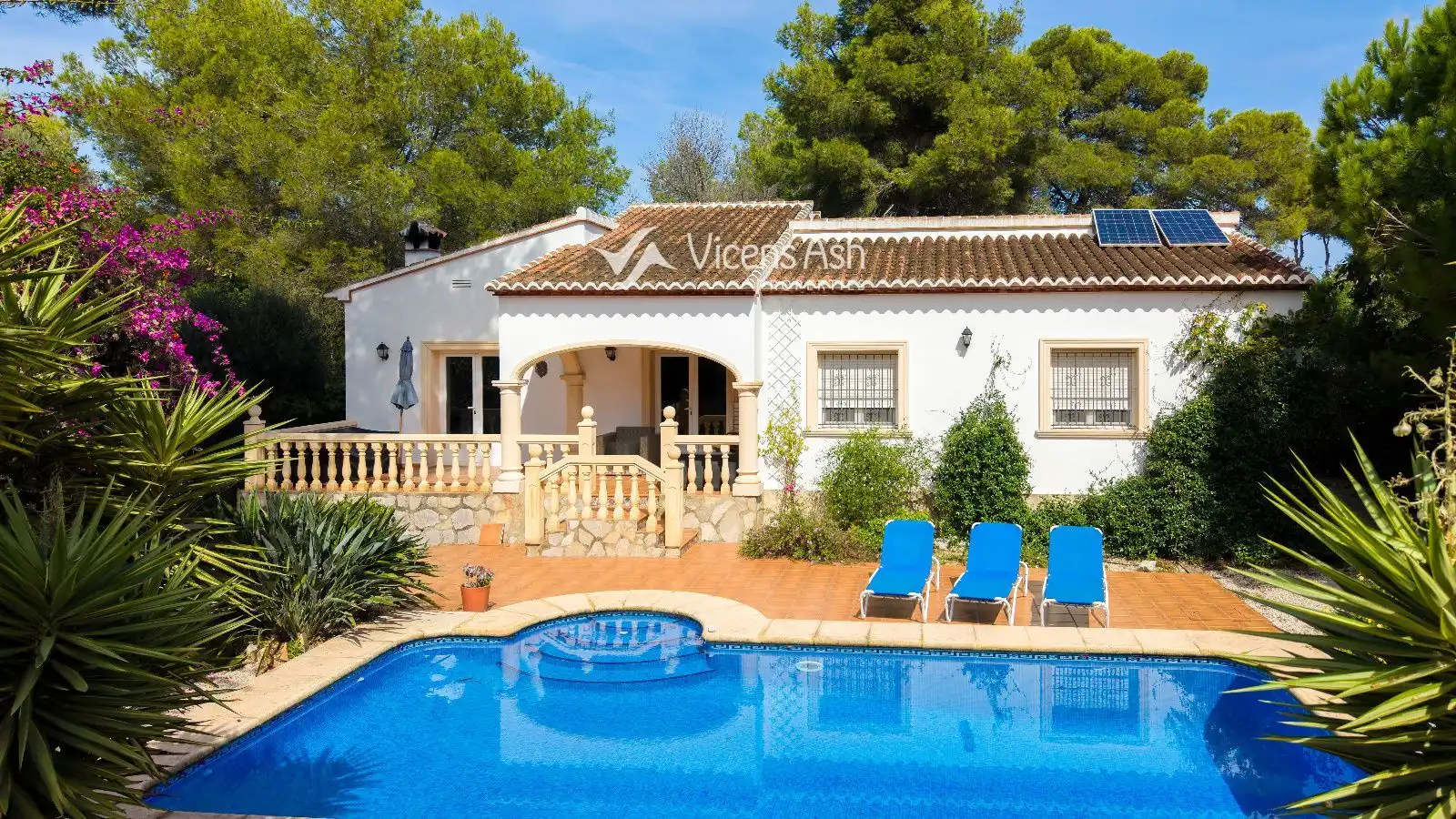Vista exterior de Casa o chalet en venta en La Granadella  - Costa Nova