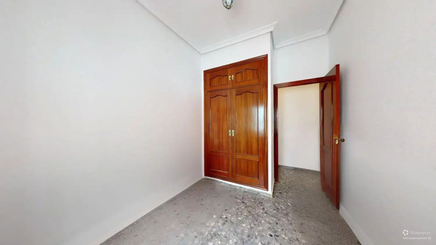 Flat for sale in Sevilla  with Air Conditioner, Terrace and Storage room