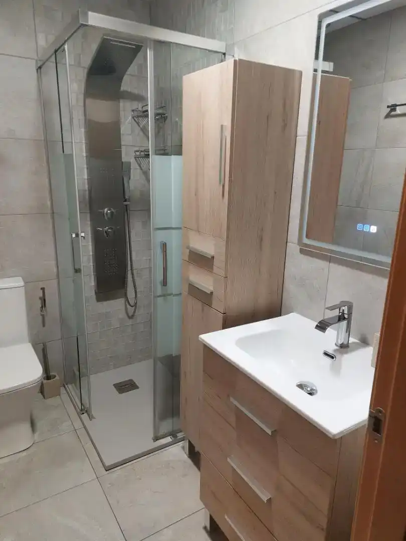 Bany de Pis en venda en La Canonja amb Aire condicionat i Balcó