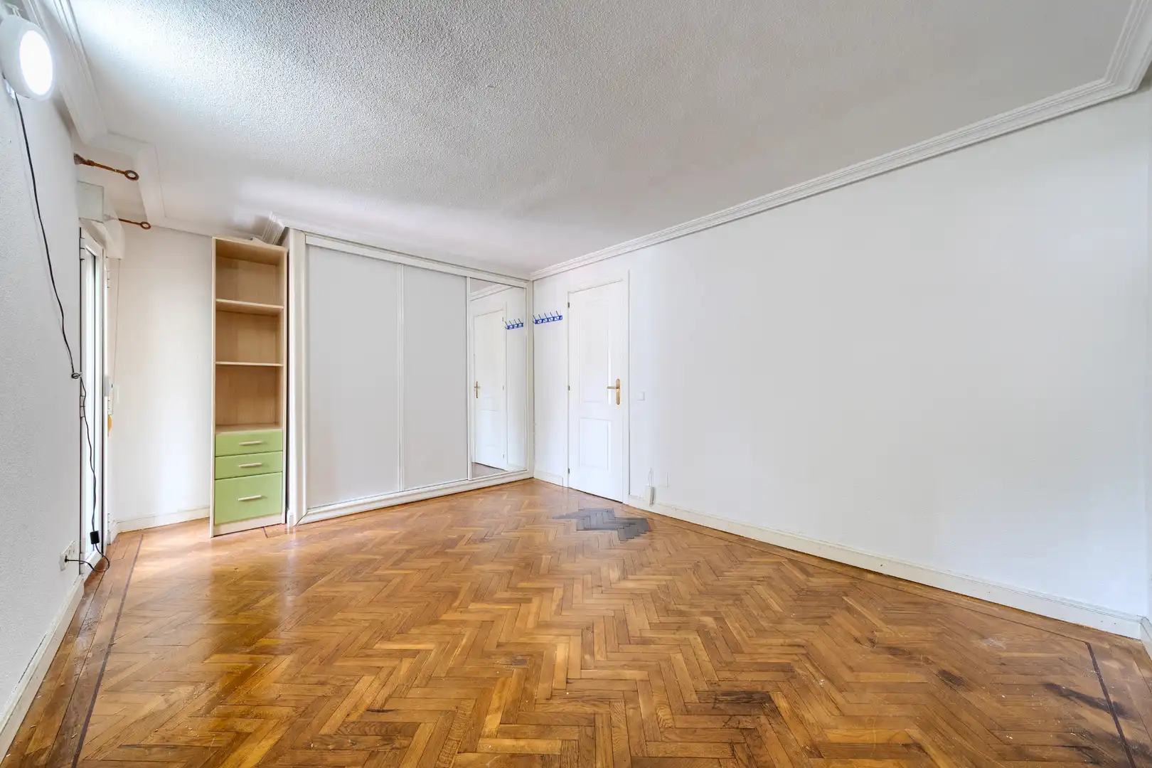 Habitación de Casa adosada en venta en Madrid con Aire acondicionado, Calefacción y Terraza