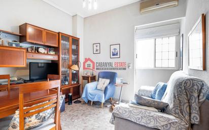 Living room of Flat for sale in  Valencia Capital  with Air Conditioner and Balcony