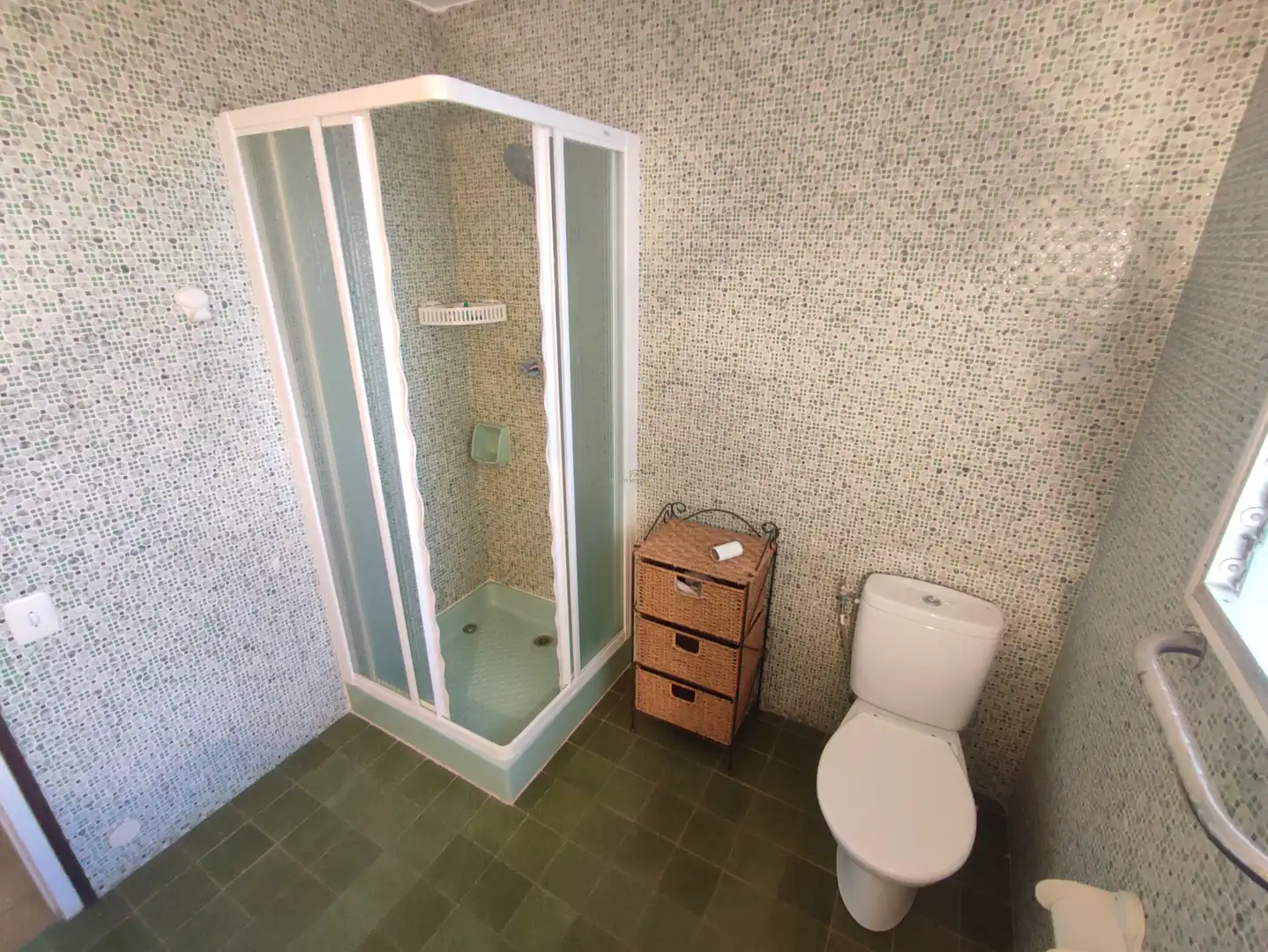 Bany de Casa o xalet en venda en Pallejà amb Aire condicionat, Calefacció i Jardí privat