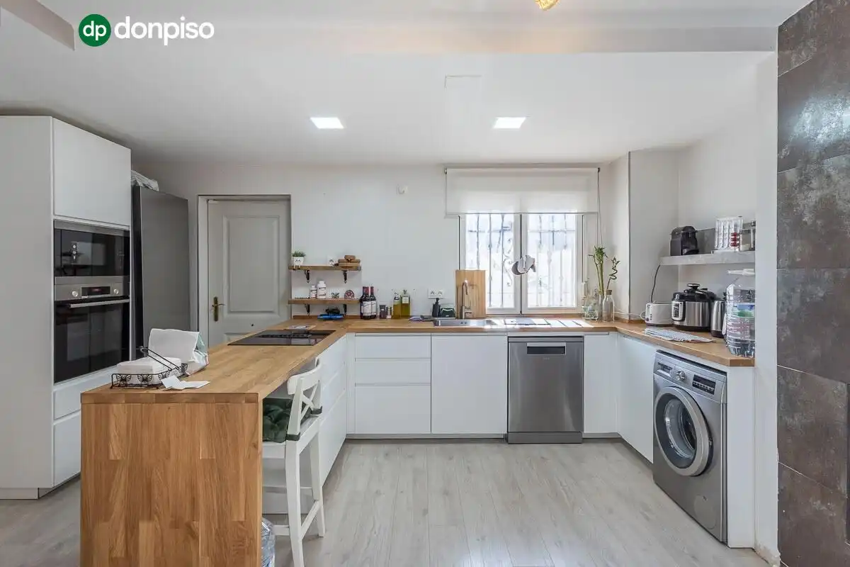 Adosado con terraza en venta en Calle MULHACEN, imagen 5
