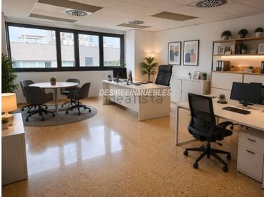 Oficina amb ascensor de lloguer a Carrer del Professor Beltrán Báguena