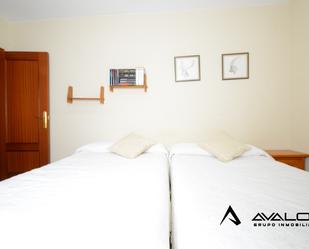 Bedroom of Flat for sale in  Huelva Capital  with Air Conditioner and Storage room