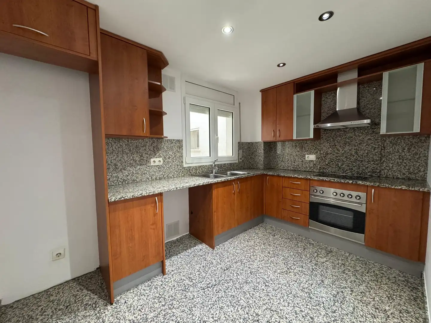 Wohnung mit Terrasse zur Miete in MIGDIA
