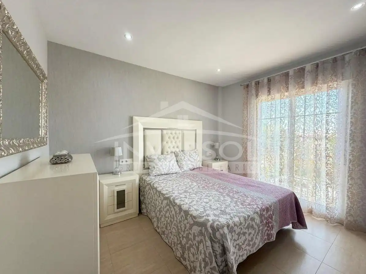 Casa adosada en venta en El Ejido, Almería