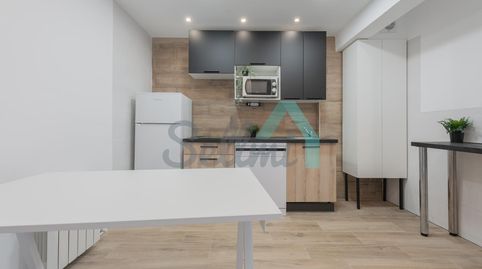 Foto 2 de Piso de alquiler en Fuertes Acevedo, Buenavista, Oviedo