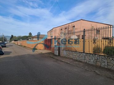 Casa amb piscina en venda a Periurbano Oeste - Sierra