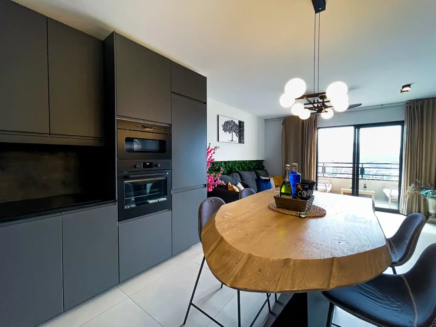 Apartamento con piscina en venta en Avenida Adeje 300 10