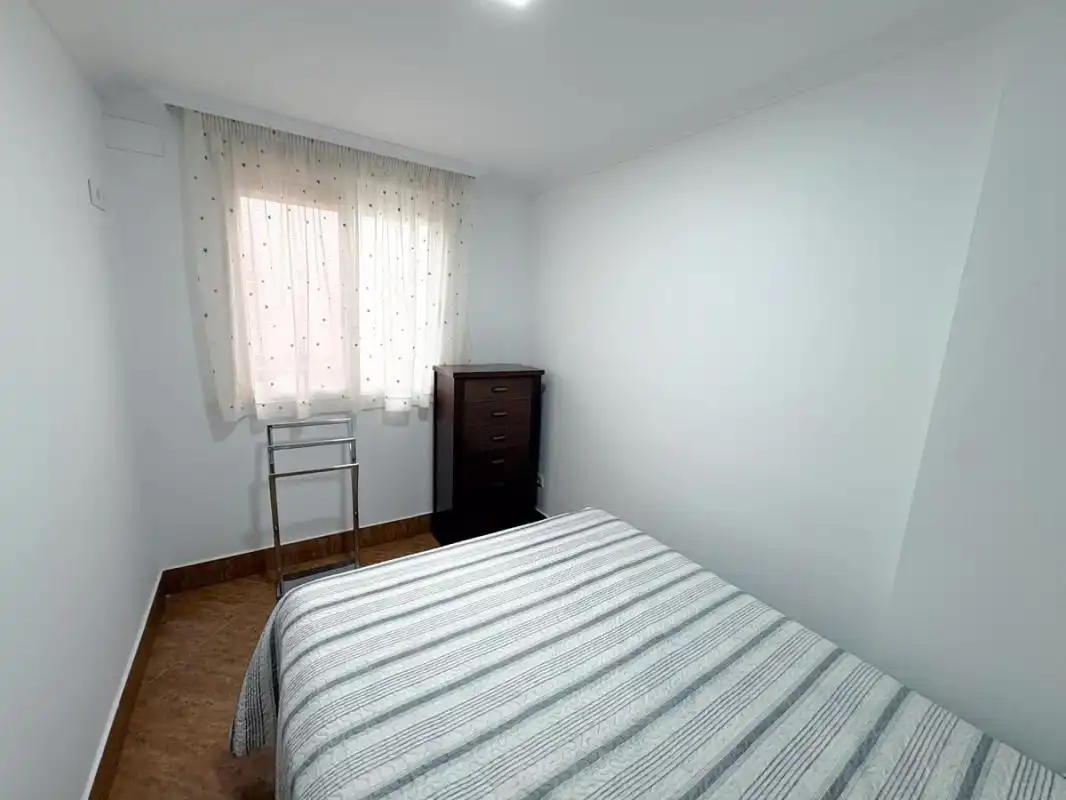 Dormitori de Casa adosada en venda en Sagunto / Sagunt amb Aire condicionat, Calefacció i Terrassa