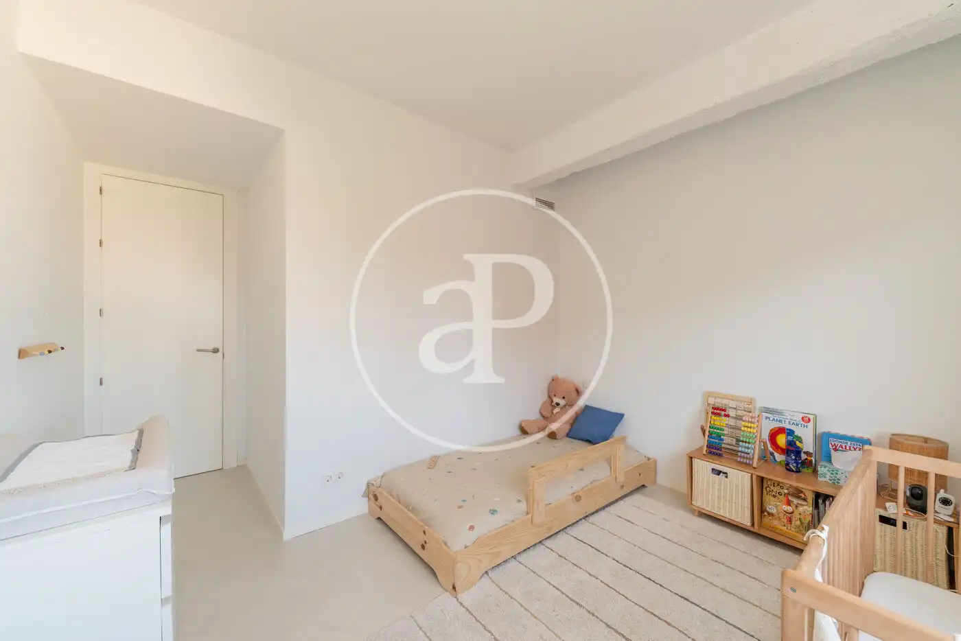 Schlafzimmer von Wohnung zur Miete in Madrid mit Klimaanlage, Heizung und Terrasse